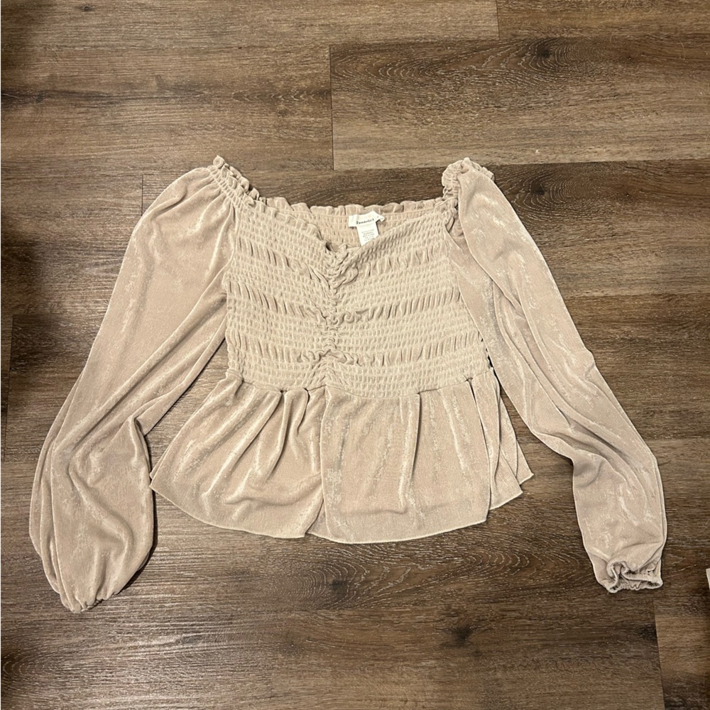Milk maid long sleeve top